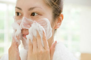 Korean facial care-exfoliation